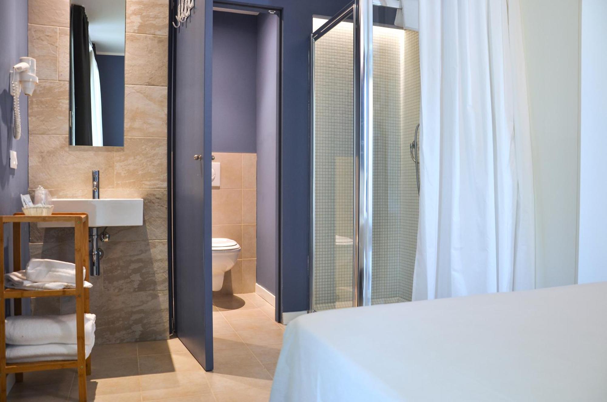 Hotel Maximilian باردولينو المظهر الخارجي الصورة