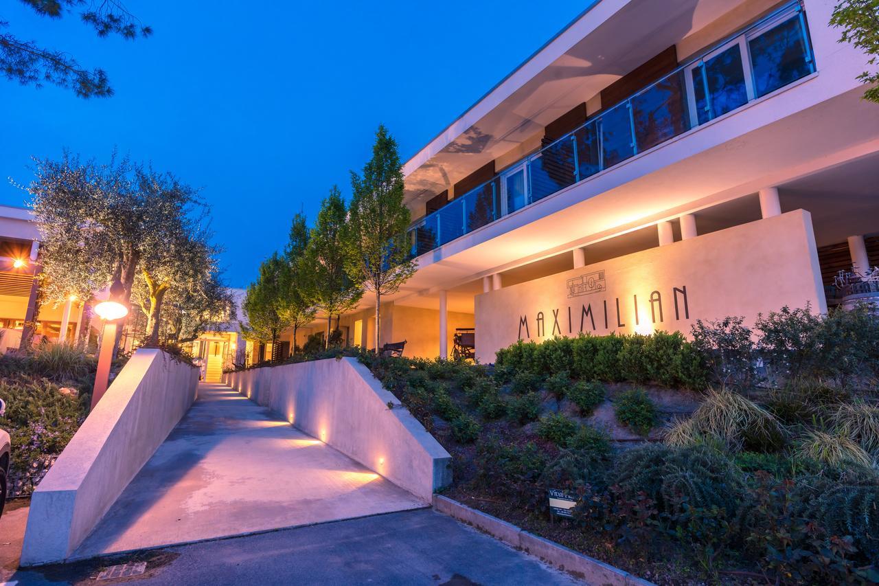 Hotel Maximilian باردولينو المظهر الخارجي الصورة